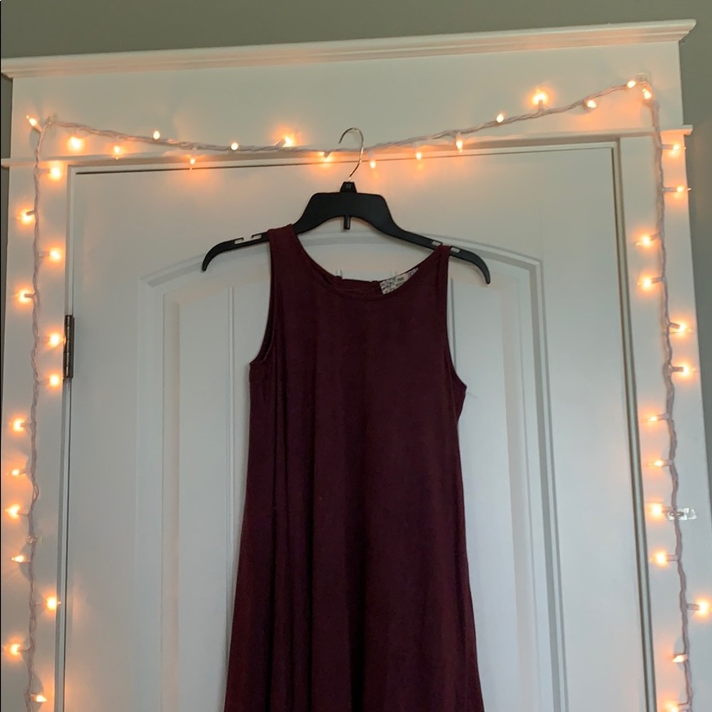 purple mini dress, sleeveless and lace up back